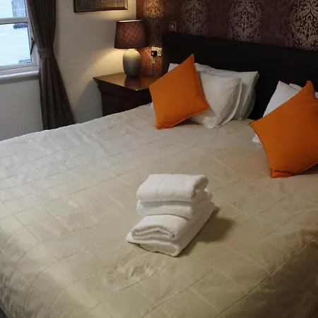 The Lakes Manor - Private Parking - Central - Breathtaking Views *