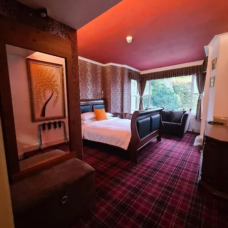 The Lakes Manor - Private Parking - Central - Breathtaking Views * Bowness-on-Windermere