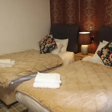 The Lakes Manor - Private Parking - Central - Breathtaking Views Πανσιόν